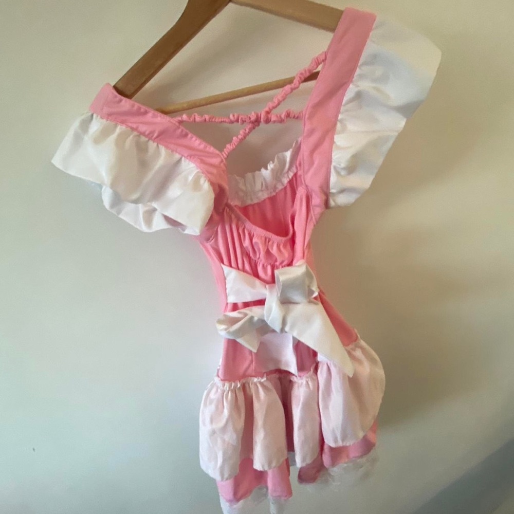 Pink Dress - Picture 6 of 7